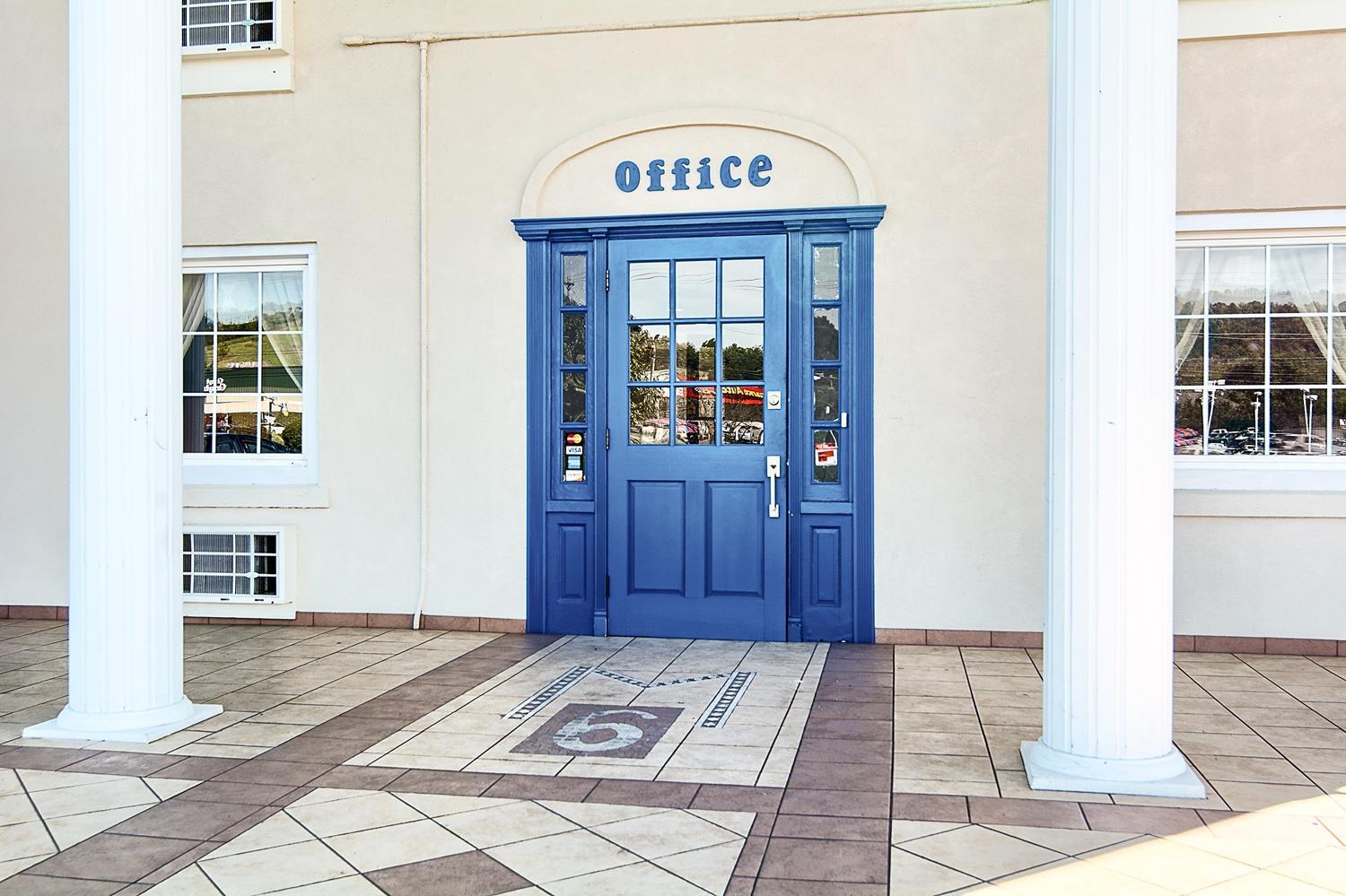 Motel 6-Harrisonburg, VA - South